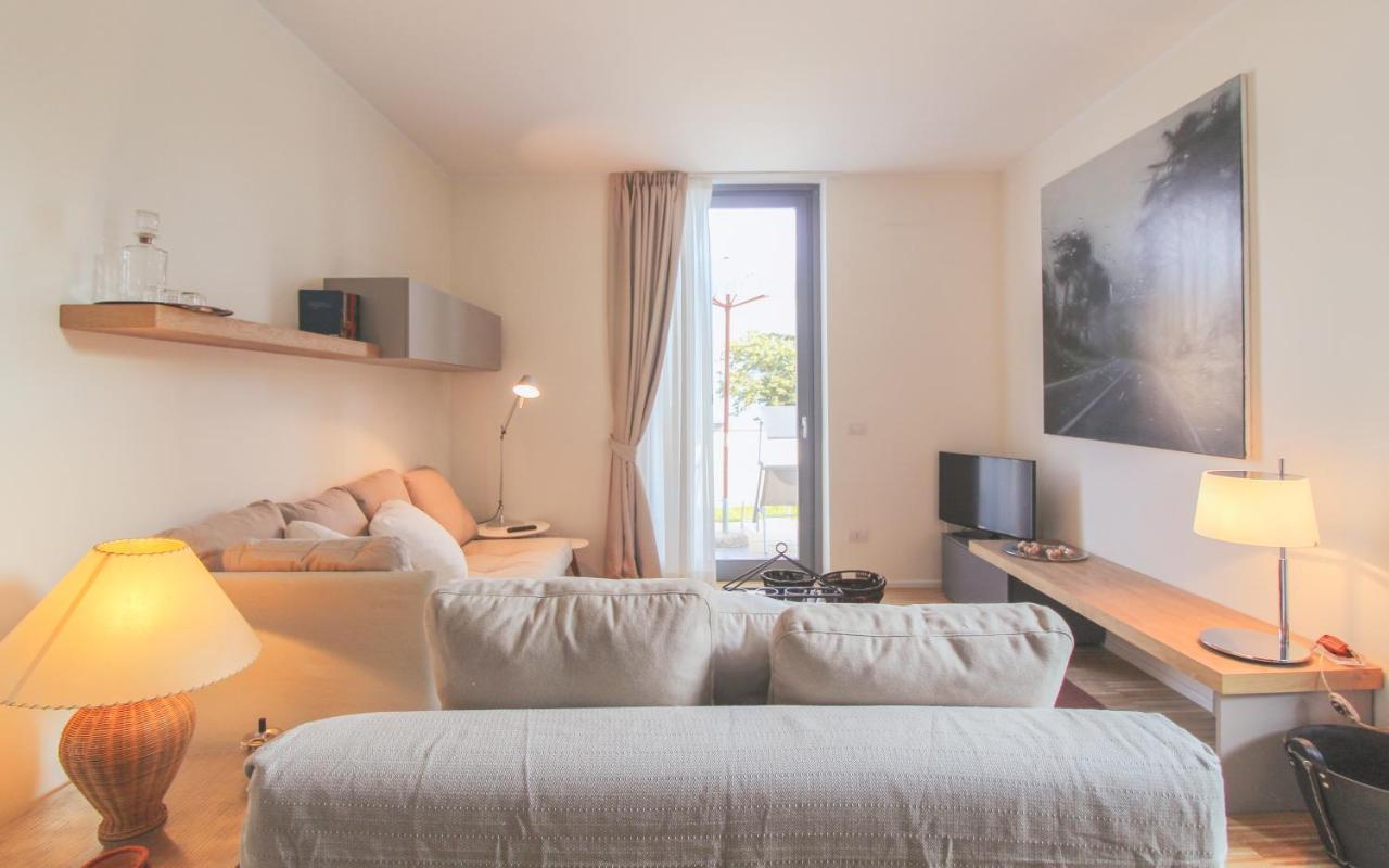 Residenza I Melograni - Suite Домазо Екстер'єр фото